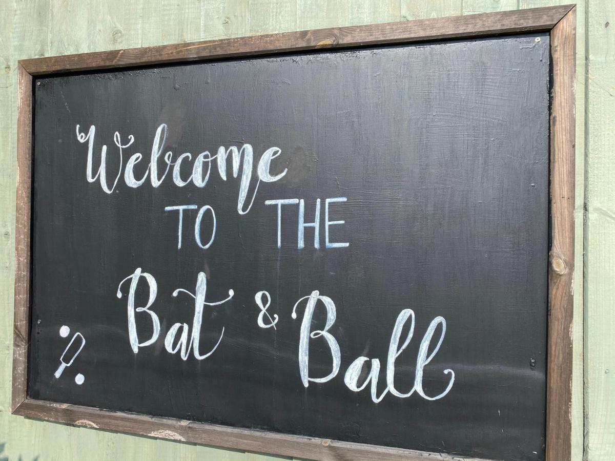 The Bat & Ball Cuddesdon Extérieur photo